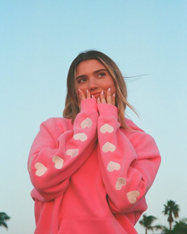 Dandy: The Fashion Brand Redefining Streetwear